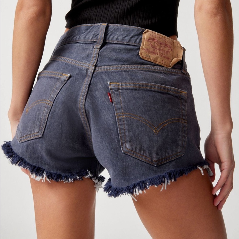 NWT URBAN OUTFITTERS URBAN RENEWAL REMADE LEVI’S DENIM SHORT